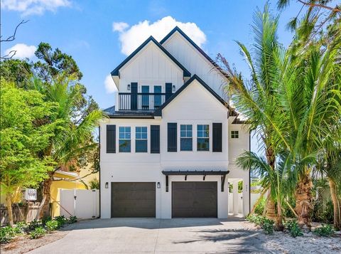 Photo of 204 Coolidge Drive, Sarasota, FL 34236 (MLS # A4692051)