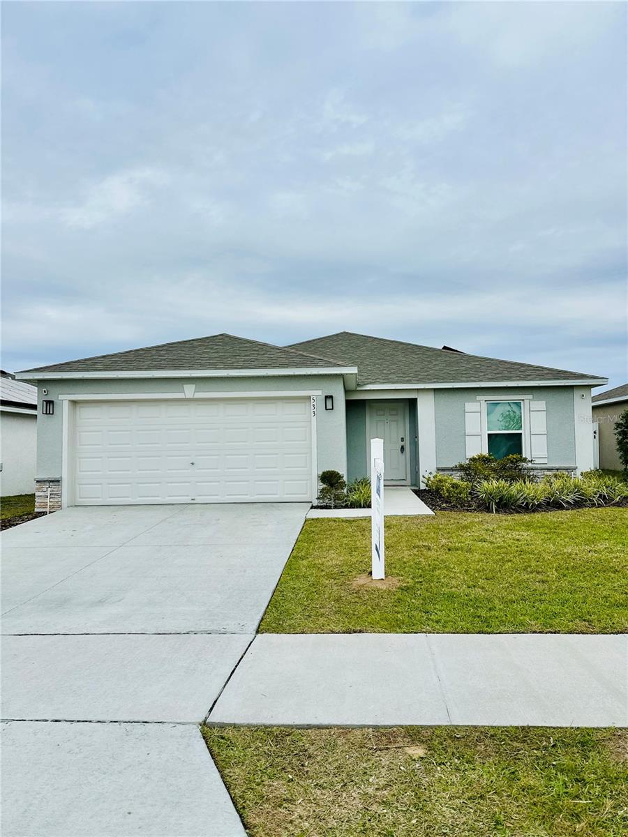 Spacious single-family home for rent in the growing city of Haines City. Perfectly located in the heart of Central Florida near Hwy 27 and 17-92. Community near stores, magnets schools, hospitals and theme parks such as Legoland and Orlando parks. This open floorplan offers 4 spacious bedrooms and 2 full bathrooms. Rent will include all kitchen appliances, washer, dryer, security camaras system and solar panels reducing your electric bill significantly. Call today for a private showing.