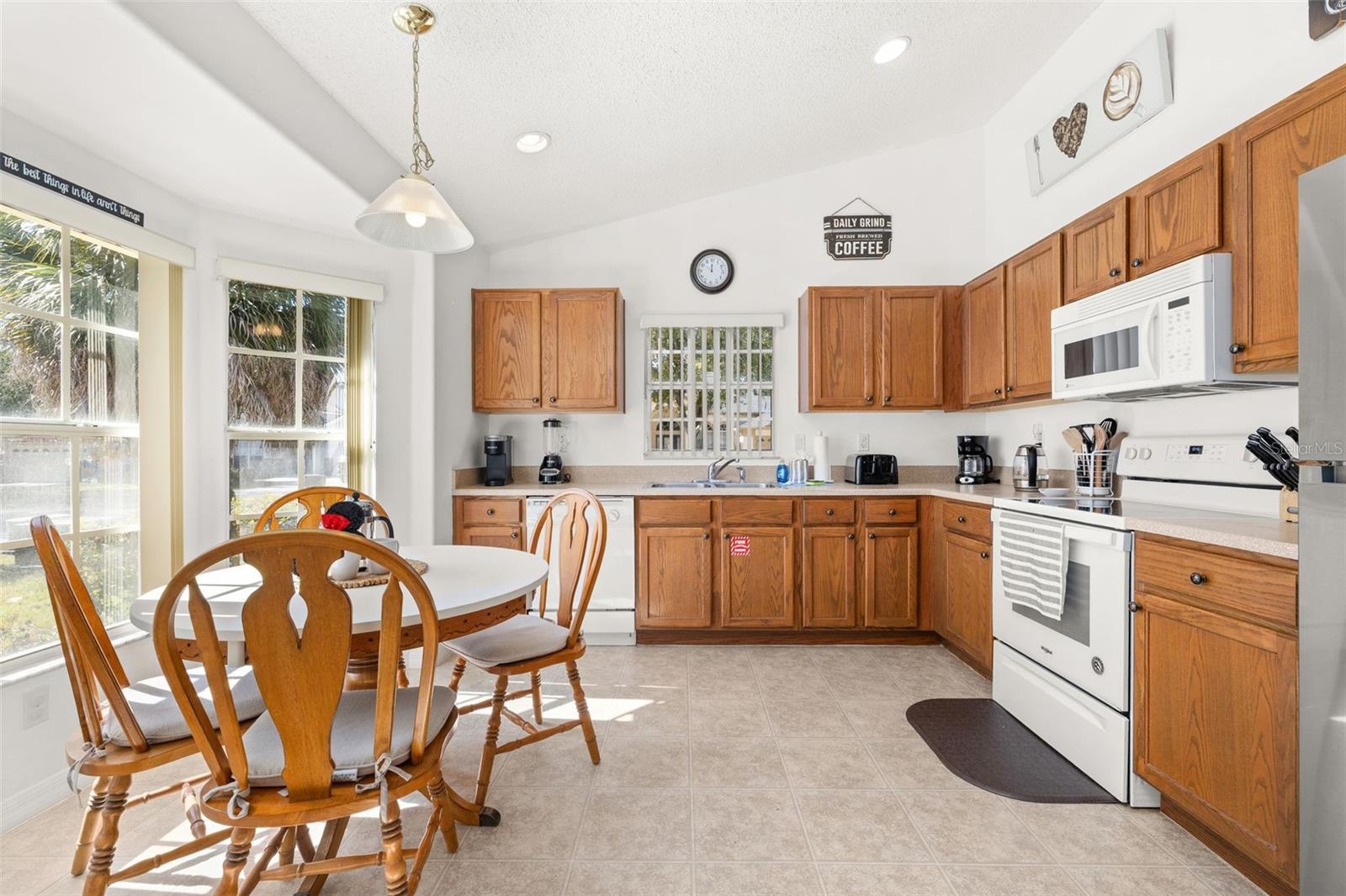 ORANGE TREE PH 03 LT 301 BEING IN 14-24-2 - Residential