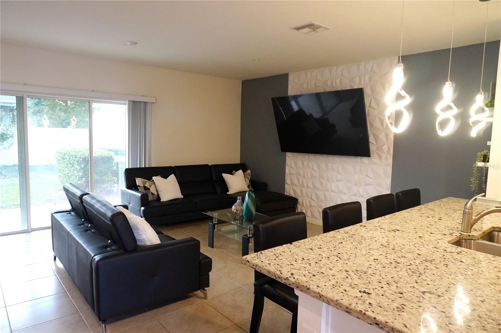 SOUTH CREEK - Residential