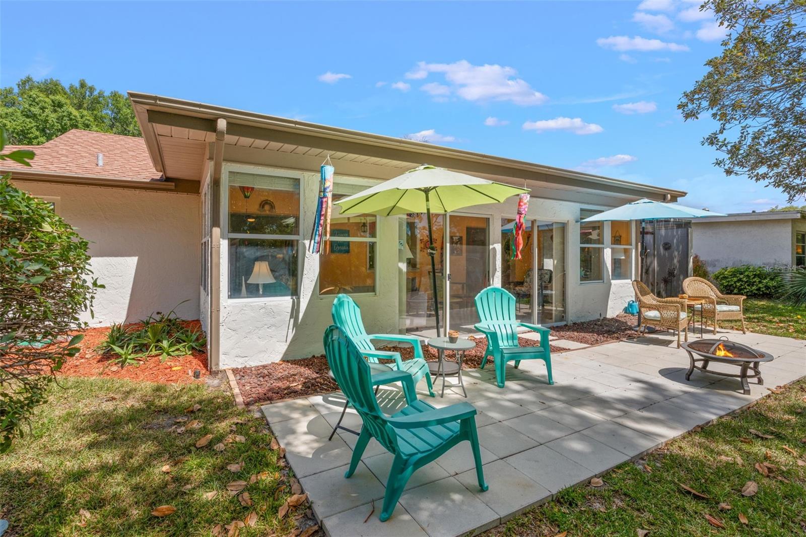 1756 MACDONNELL DRIVE