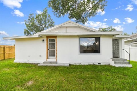 A home in TAMPA