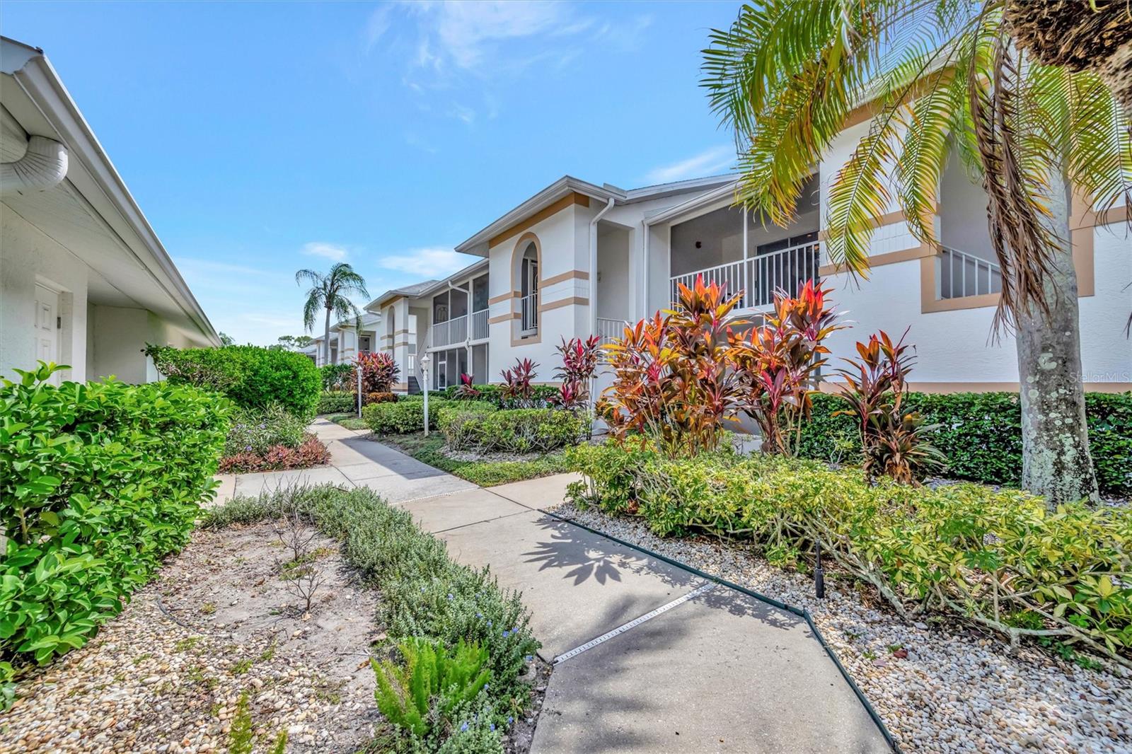THE VILLAGES AT TARA - Residential Lease