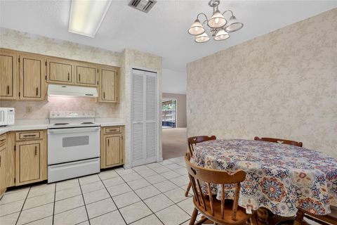 Tiny photo for 3001 Stratford Lane, Mount Dora, FL 32757 (MLS # G5112775)