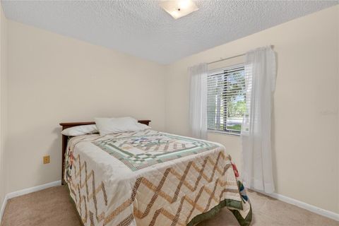 Tiny photo for 3001 Stratford Lane, Mount Dora, FL 32757 (MLS # G5112775)