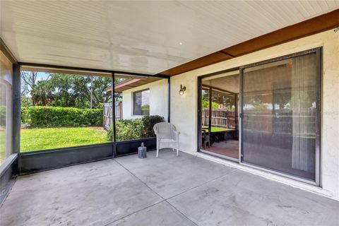 Tiny photo for 3001 Stratford Lane, Mount Dora, FL 32757 (MLS # G5112775)