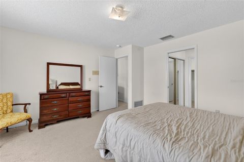 Tiny photo for 3001 Stratford Lane, Mount Dora, FL 32757 (MLS # G5112775)