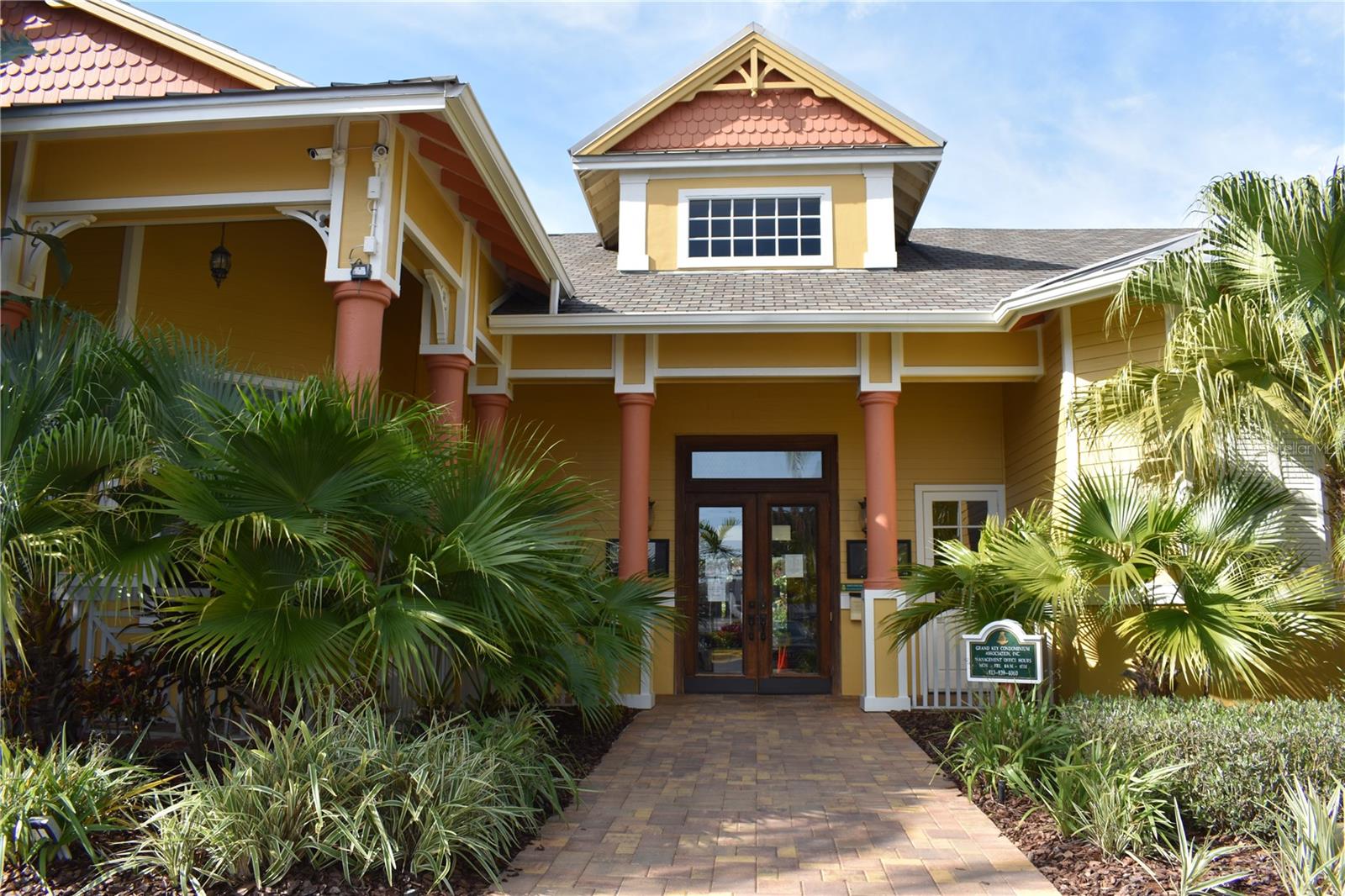 4207 S DALE MABRY HIGHWAY 12107