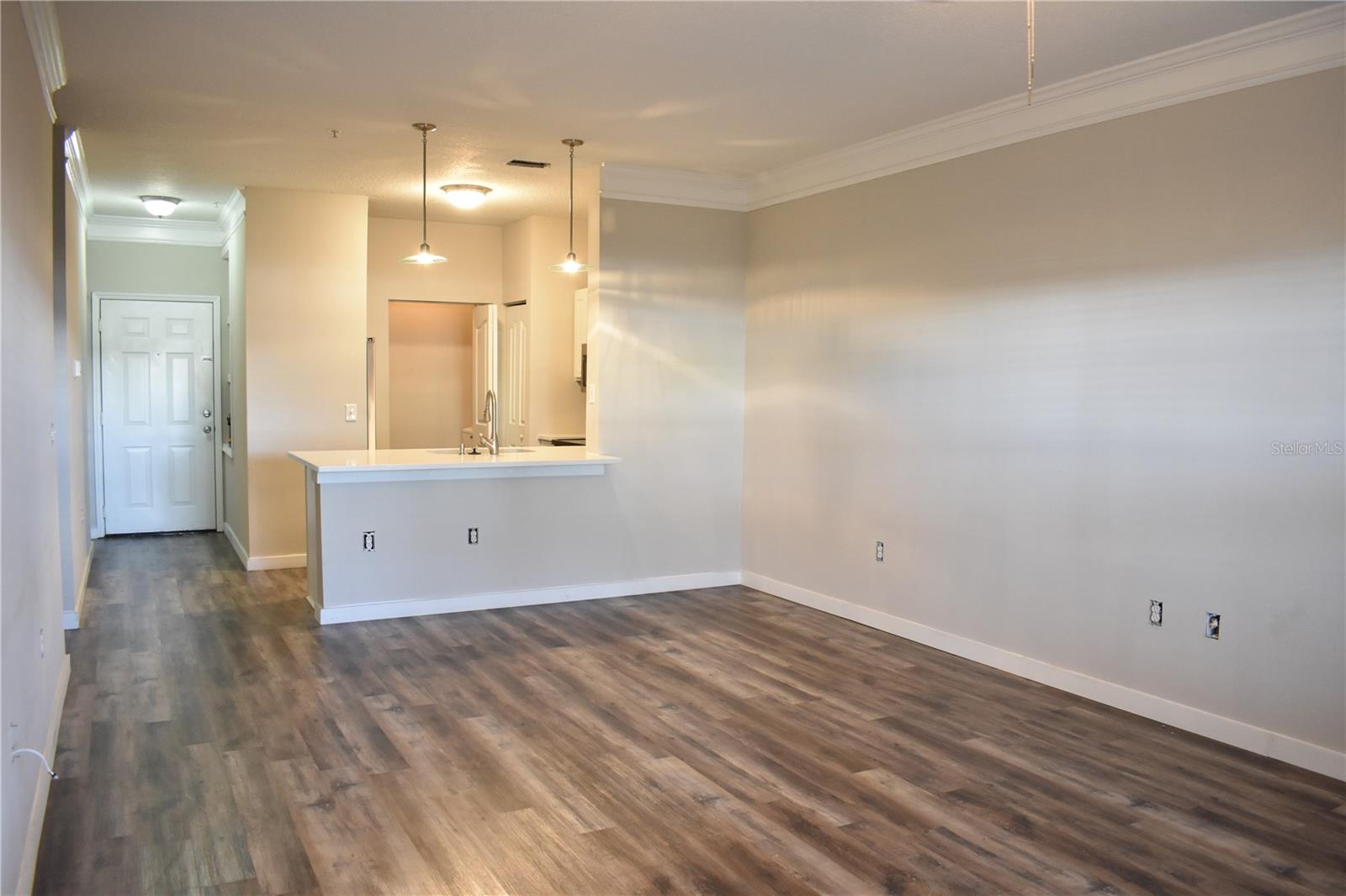 4207 S DALE MABRY HIGHWAY 12107