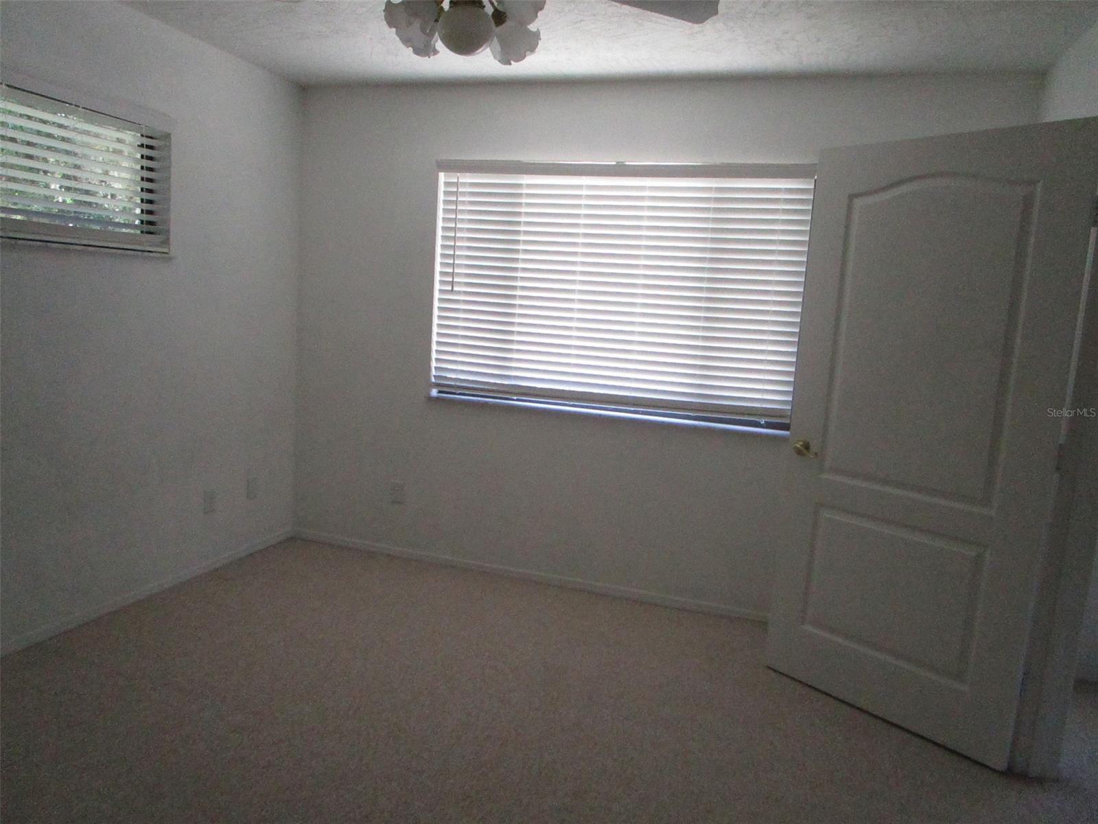 Harbor Oaks Unit 02 - Residential Lease