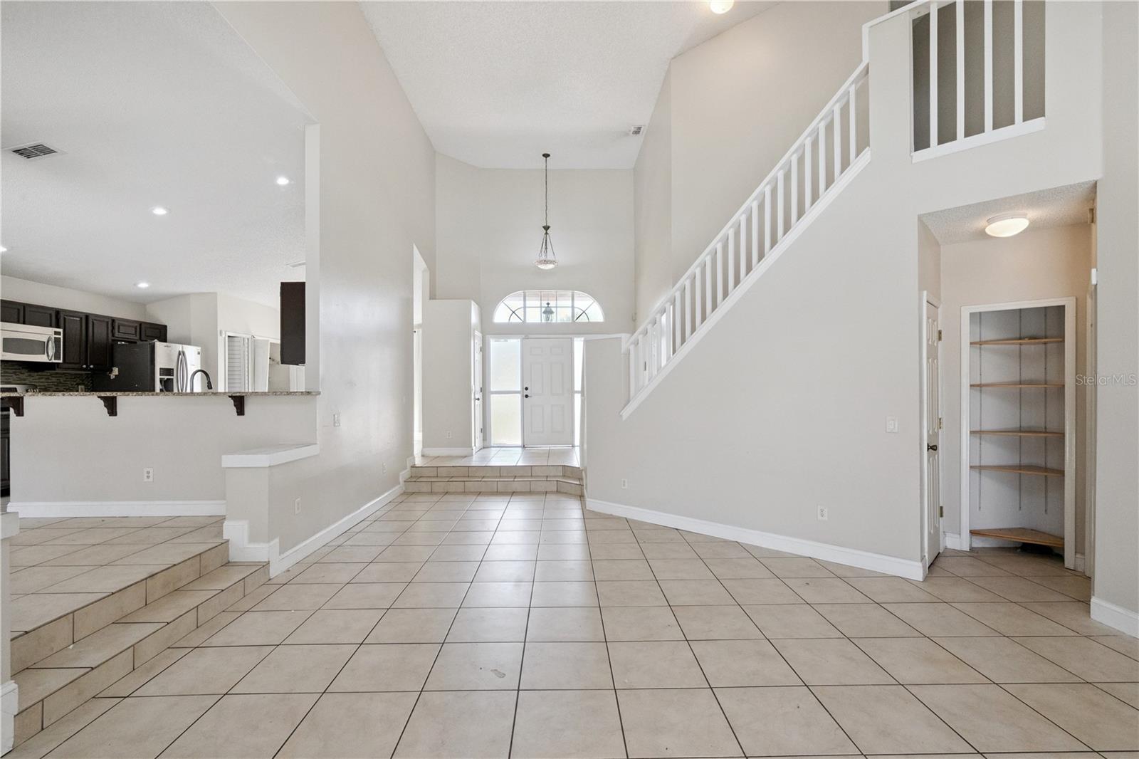 PEMBROOKE - Residential