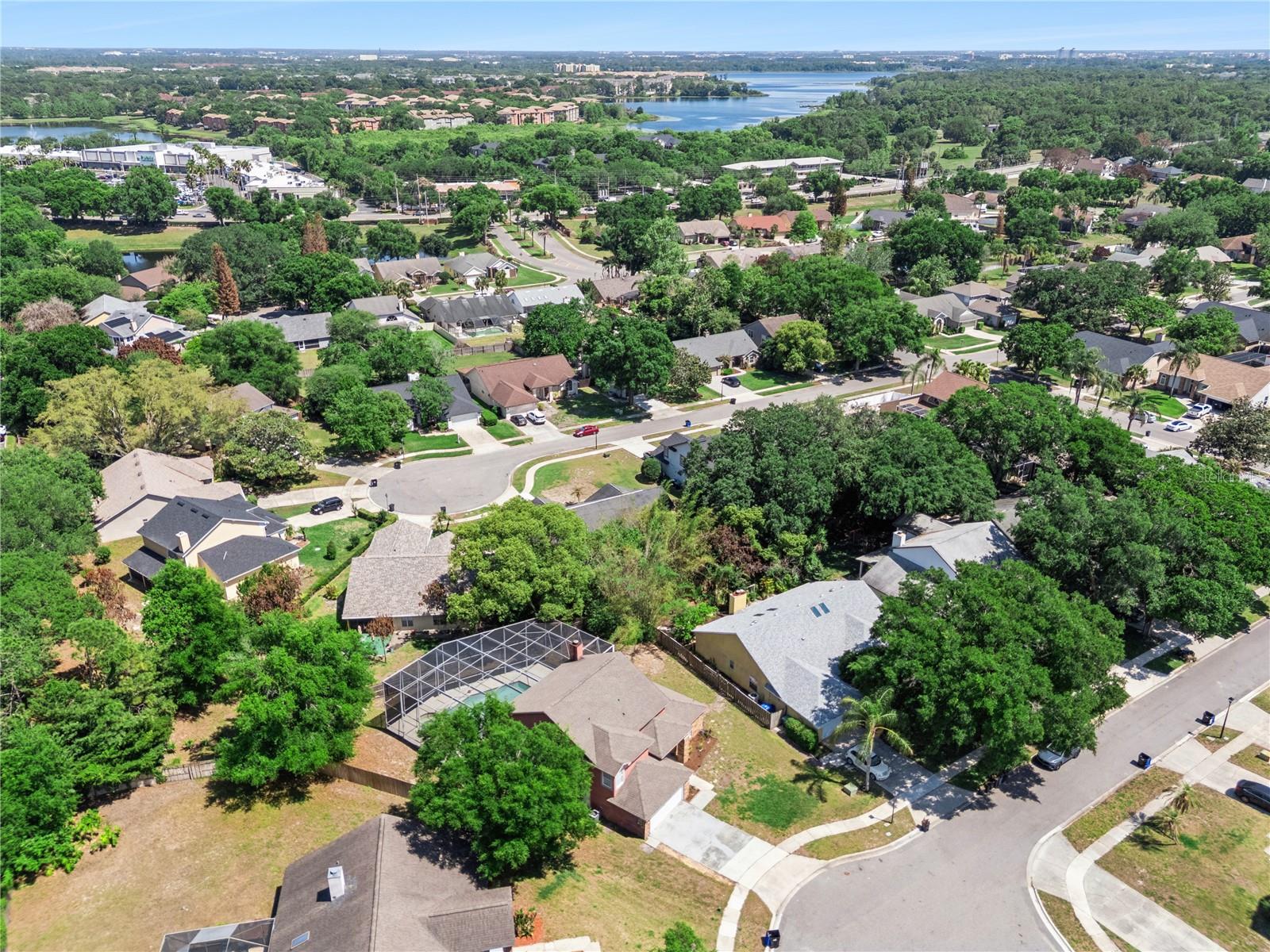 PEMBROOKE - Residential