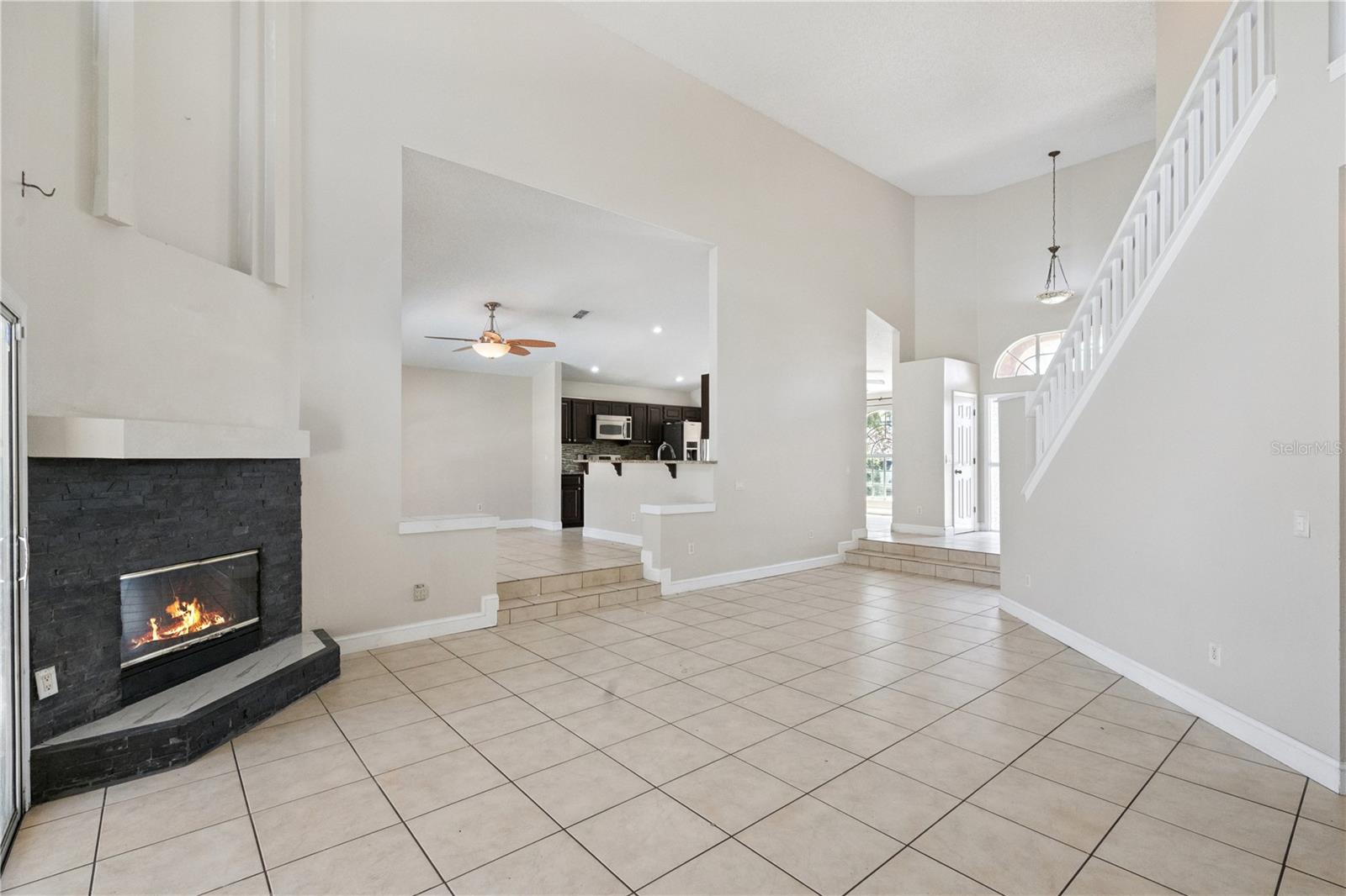 PEMBROOKE - Residential