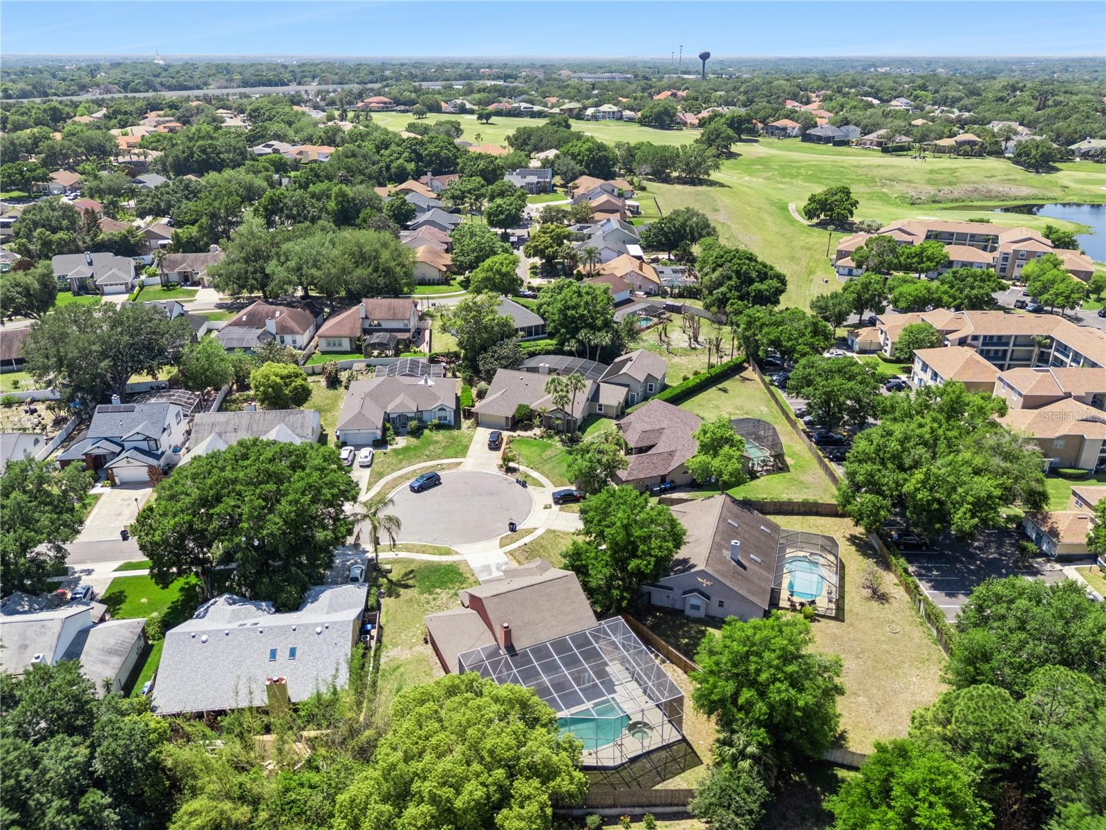 PEMBROOKE - Residential