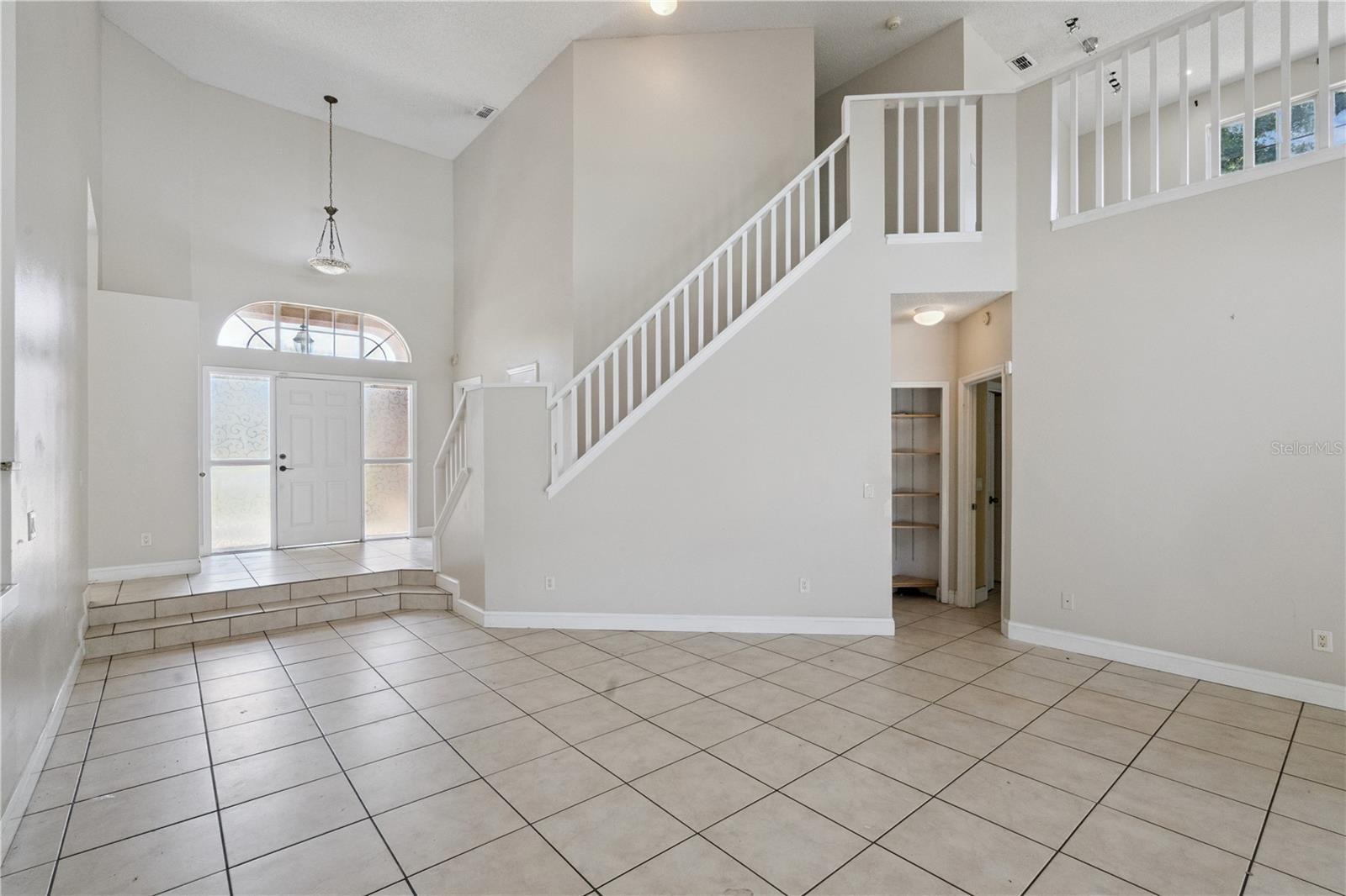 PEMBROOKE - Residential