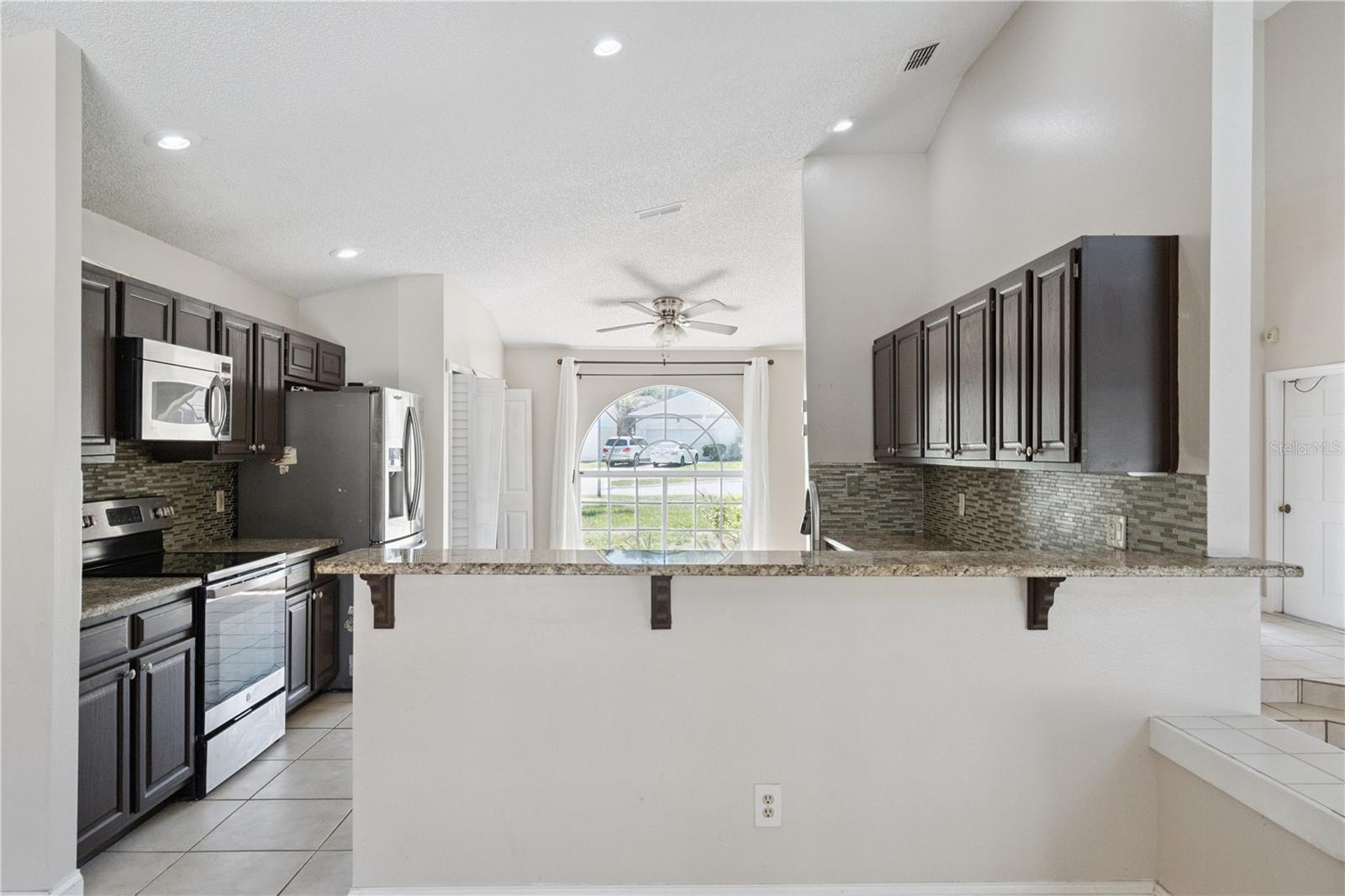 PEMBROOKE - Residential