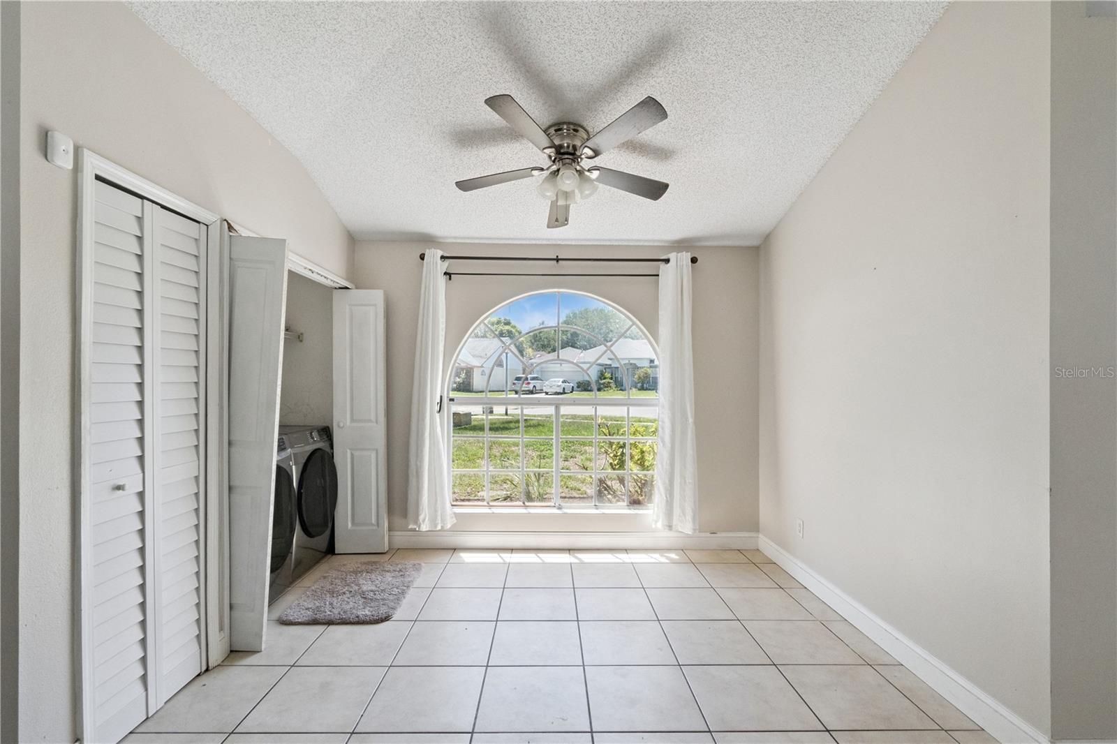 PEMBROOKE - Residential