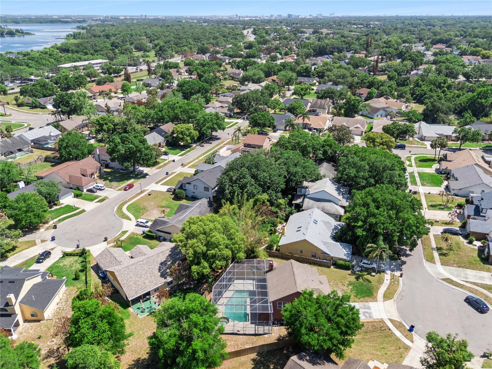 PEMBROOKE - Residential