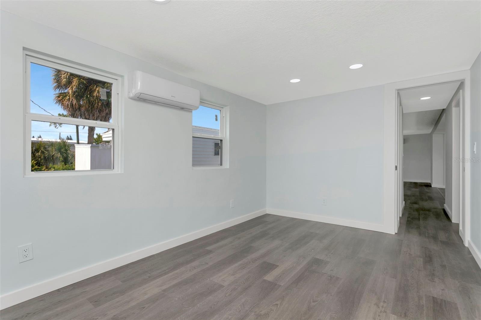 FLORIDANA MOBILE HOMESITE 3 - Residential