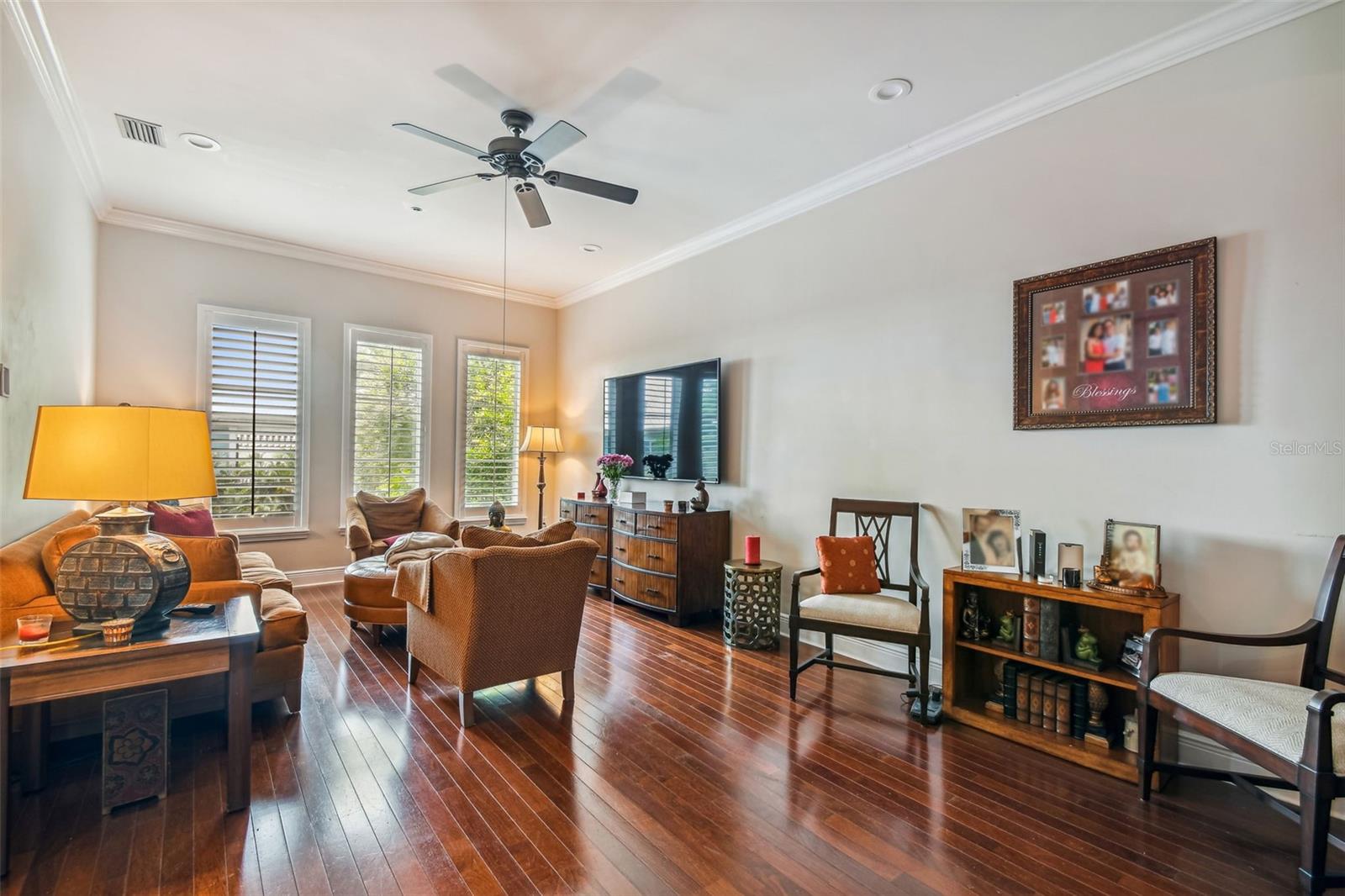 TOWNHOMES OF BELLA ROMA ESTATE - Residential Lease