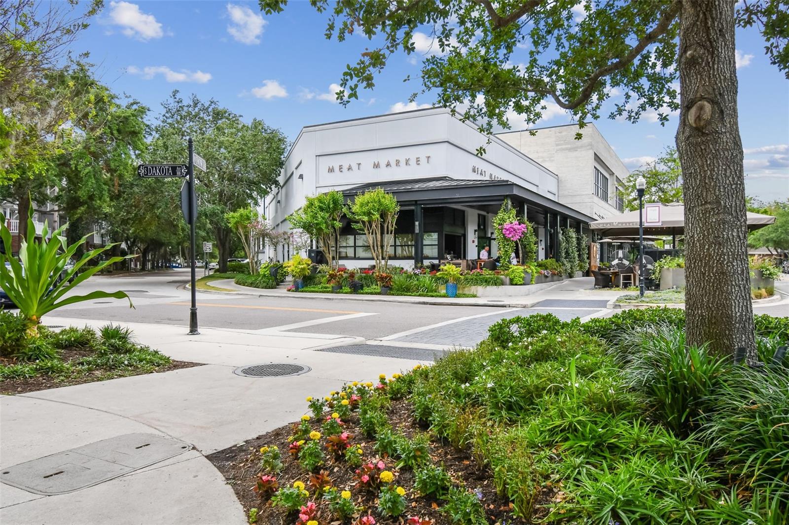 TOWNHOMES OF BELLA ROMA ESTATE - Residential Lease