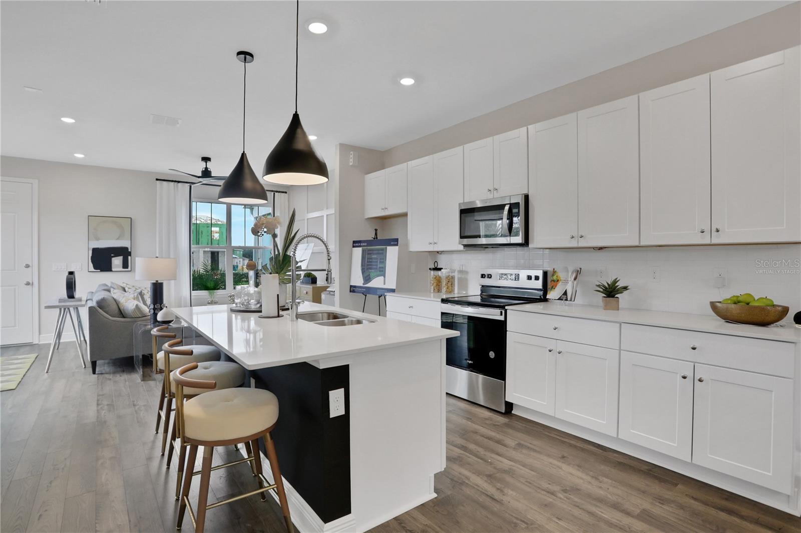 SERENADE AT OVATION - Residential