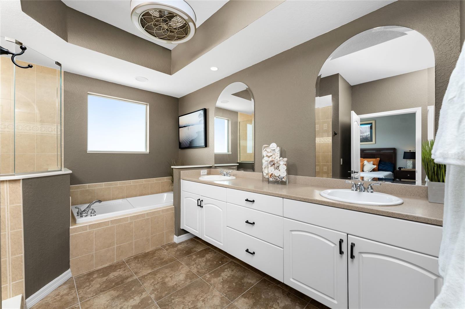 CAPE HAZE MARINA VILLAGE PH - Residential Lease