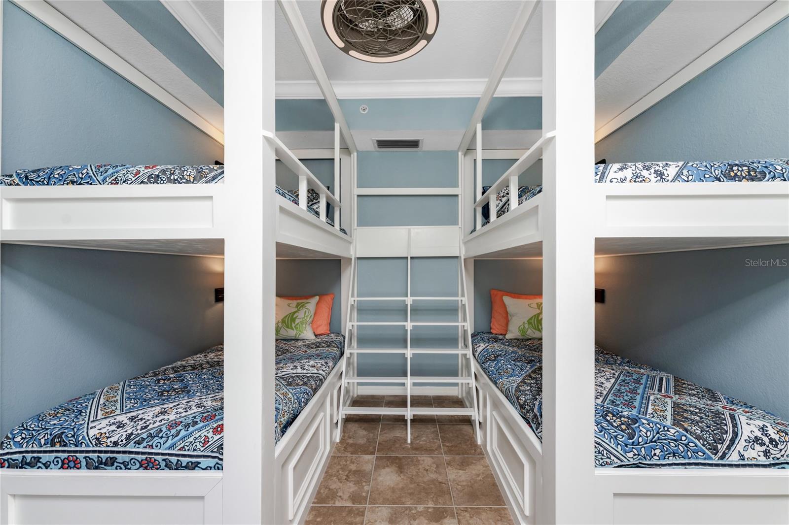 CAPE HAZE MARINA VILLAGE PH - Residential Lease
