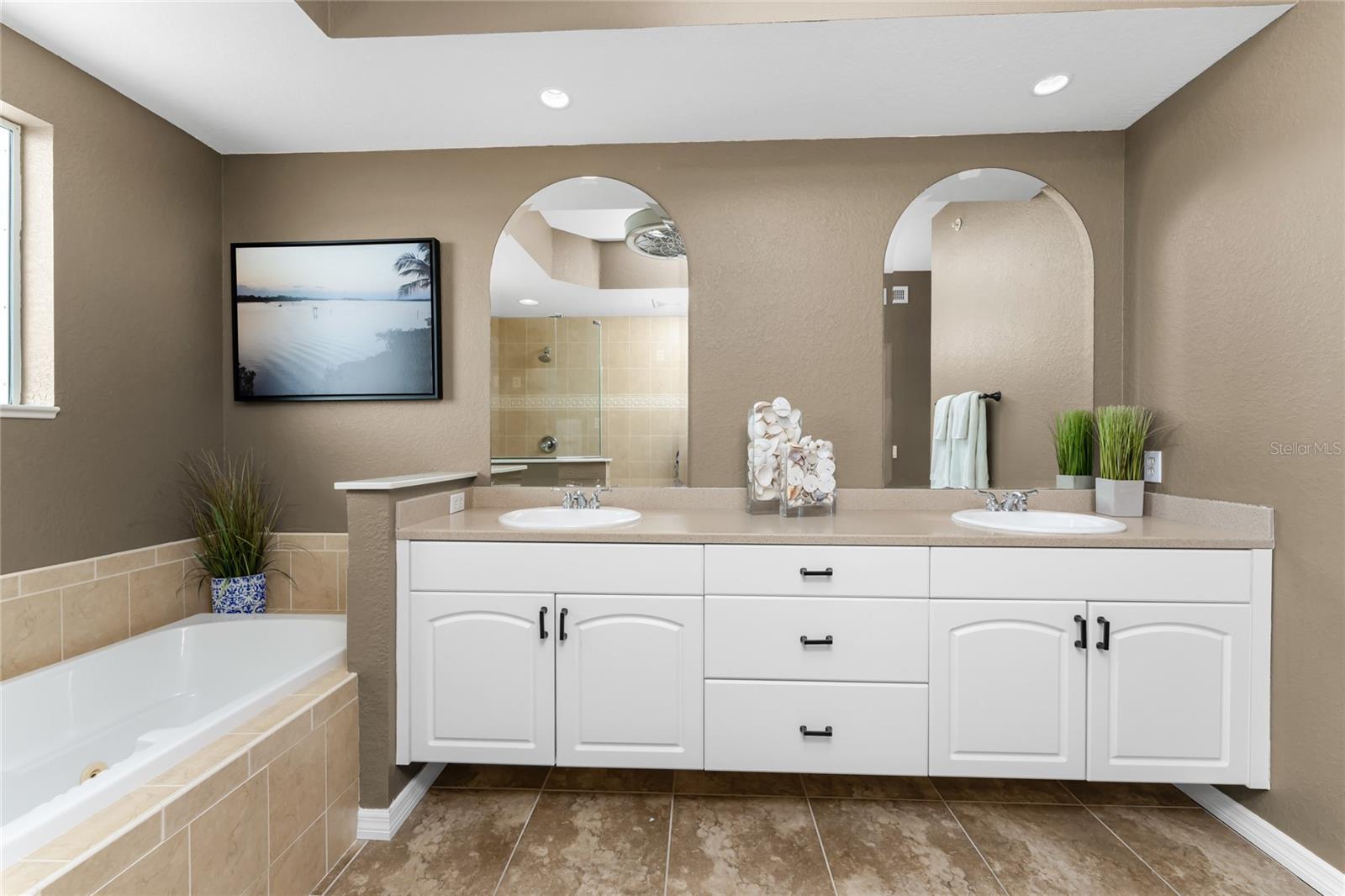 CAPE HAZE MARINA VILLAGE PH - Residential Lease