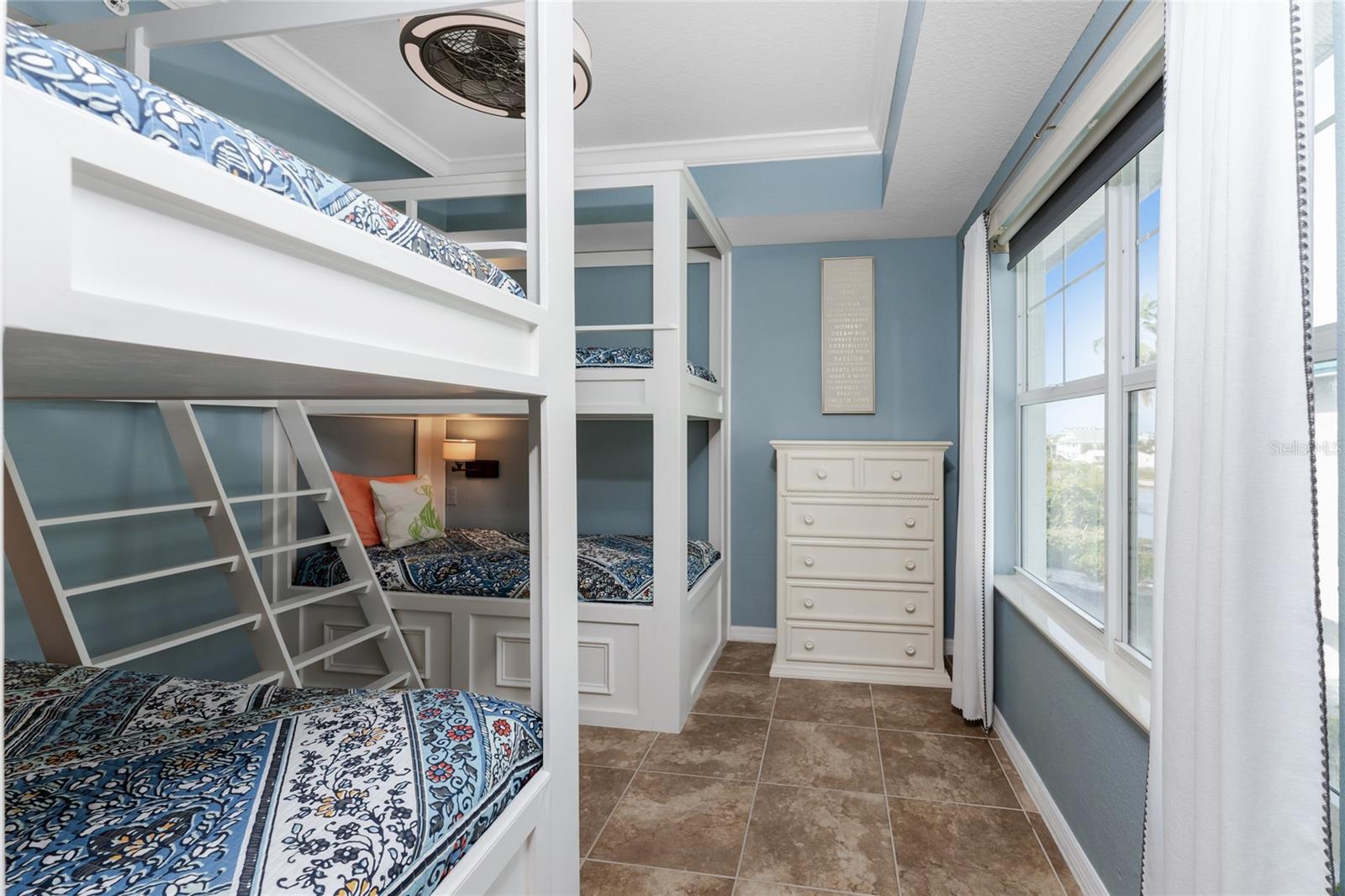CAPE HAZE MARINA VILLAGE PH - Residential Lease