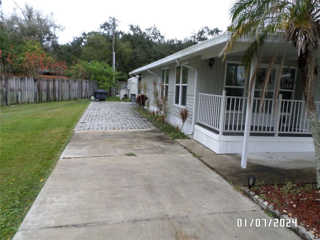 Photo of 24 W Appaloosa Trail, River Ranch, FL 33867 (MLS # T3495478)