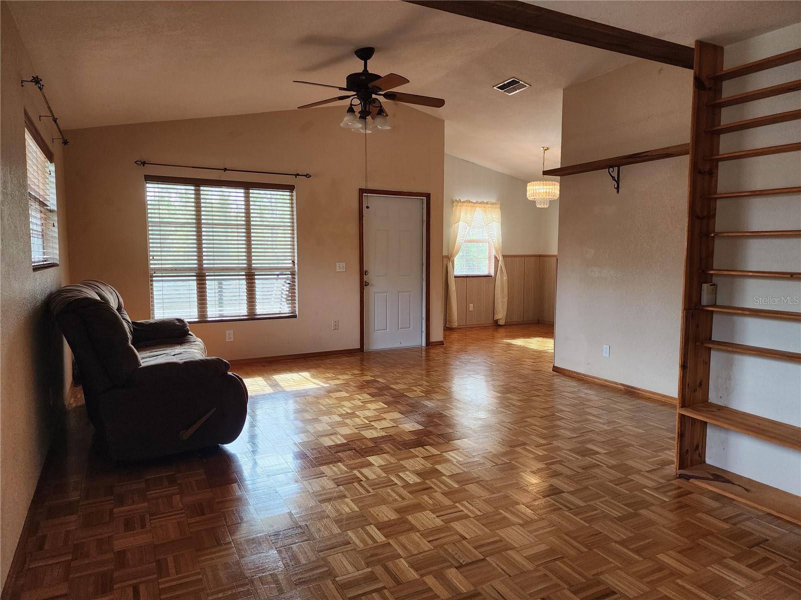 TROP G A - Residential