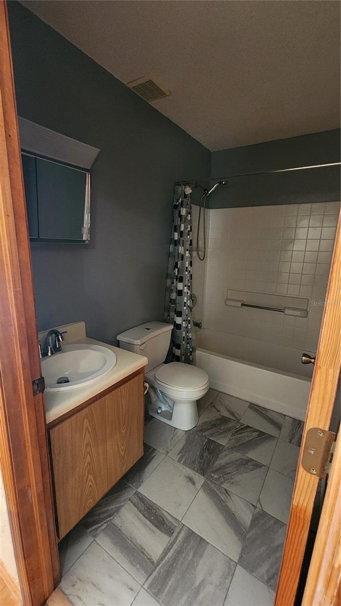 TROP G A - Residential