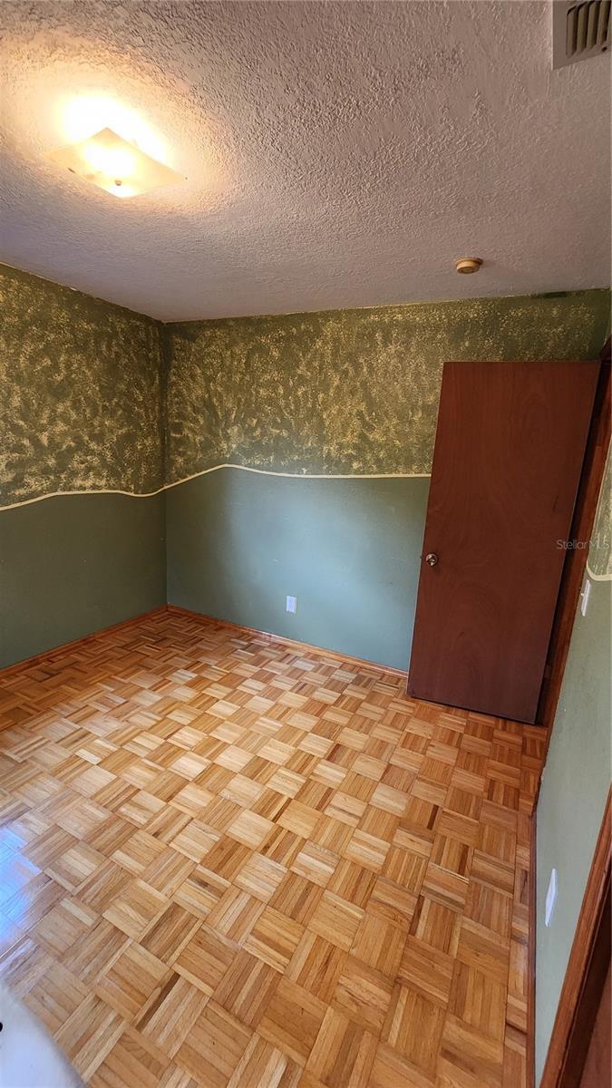 TROP G A - Residential