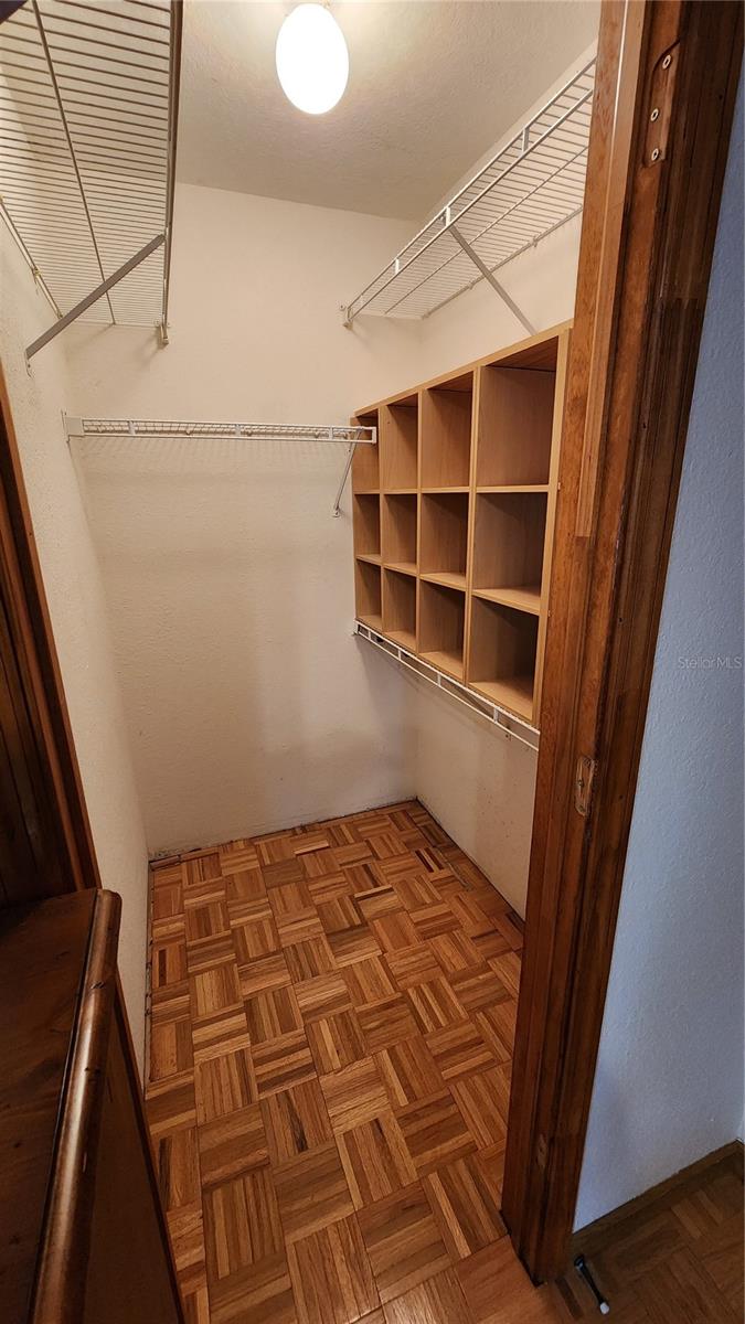 TROP G A - Residential