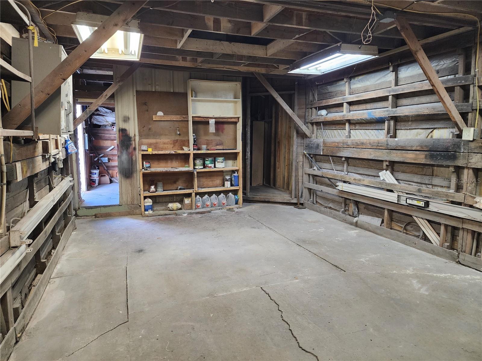 TROP G A - Residential