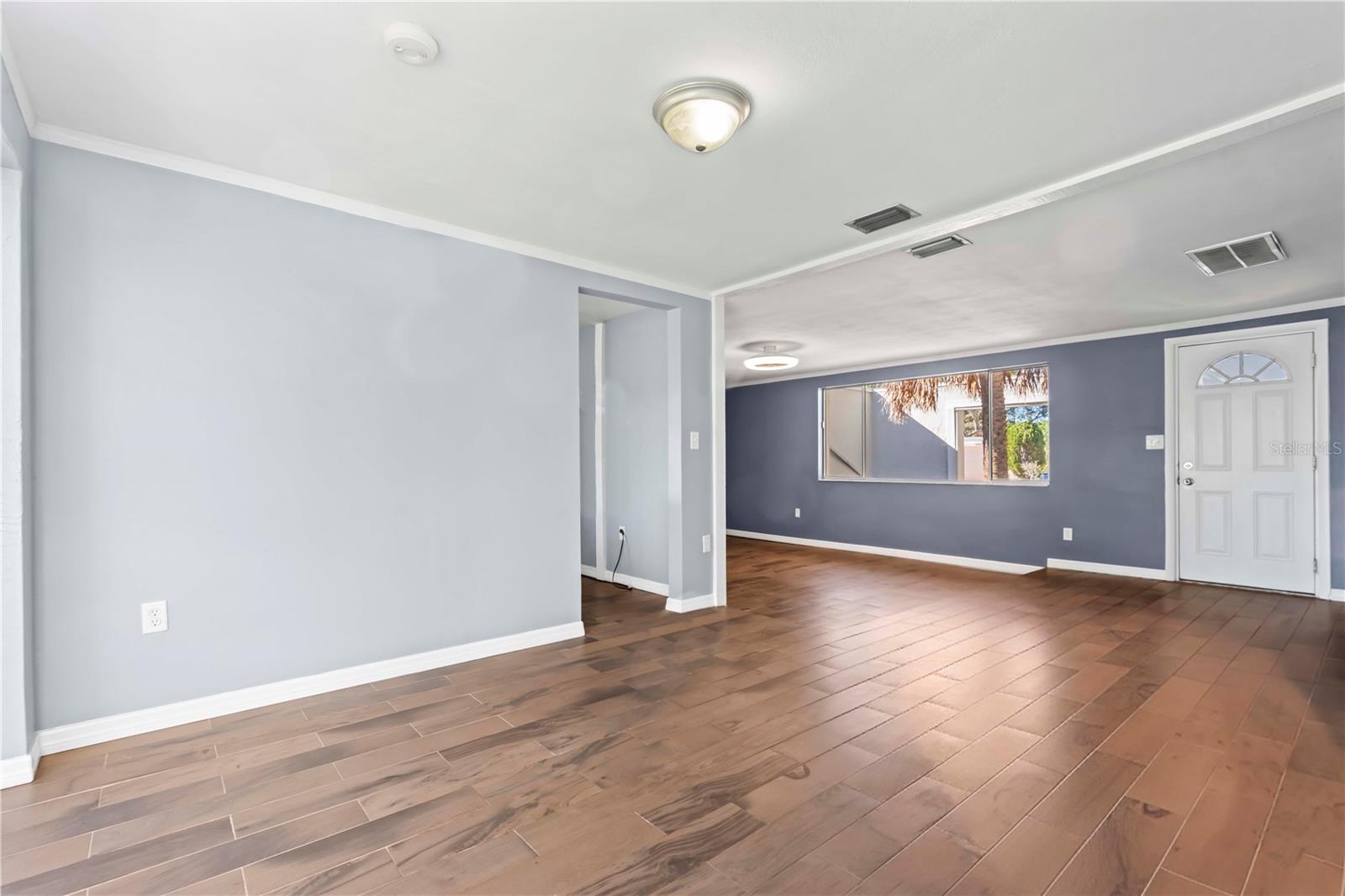 BEACON SQUARE - Residential Lease