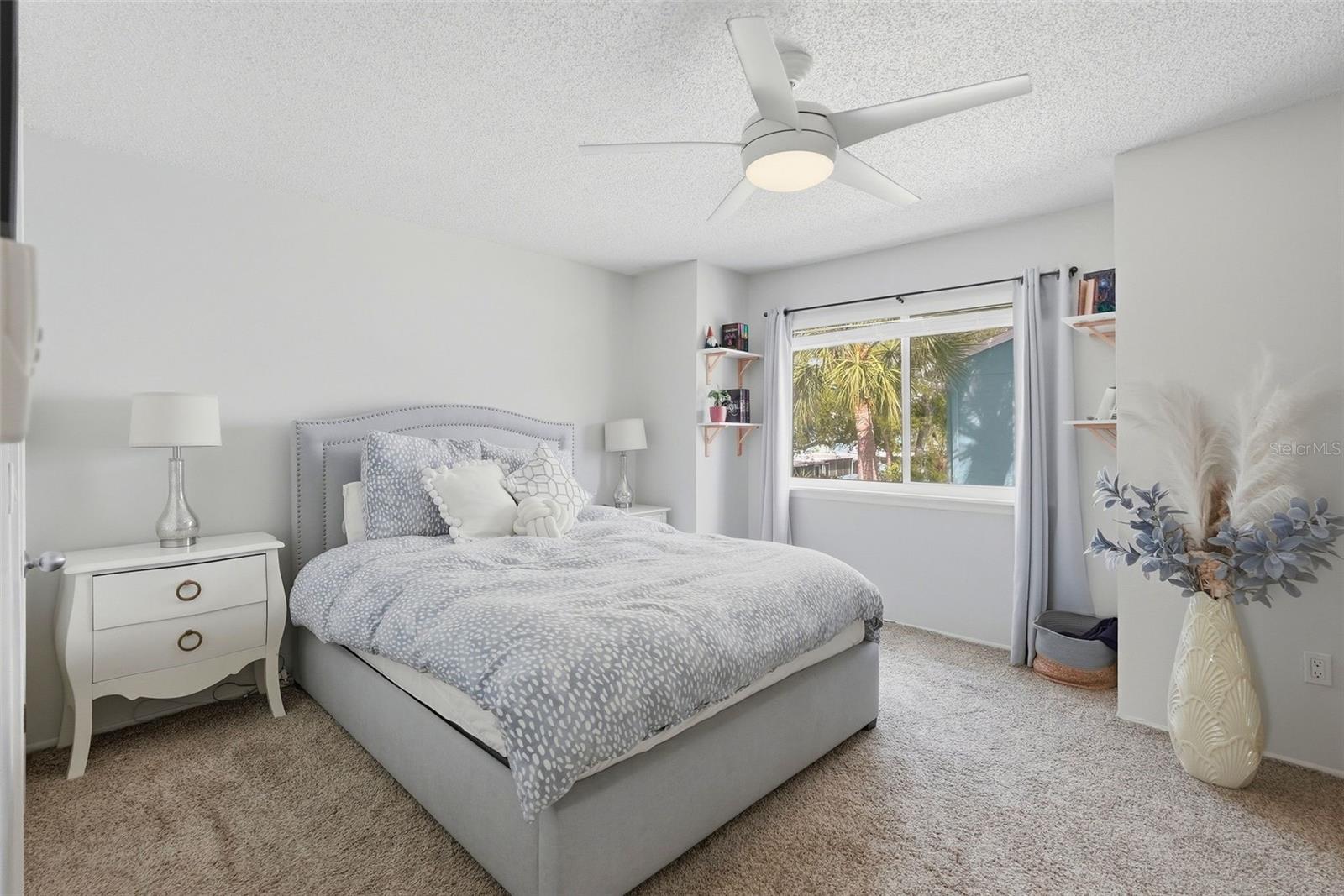 WINDWARD POINTE CONDO - Residential