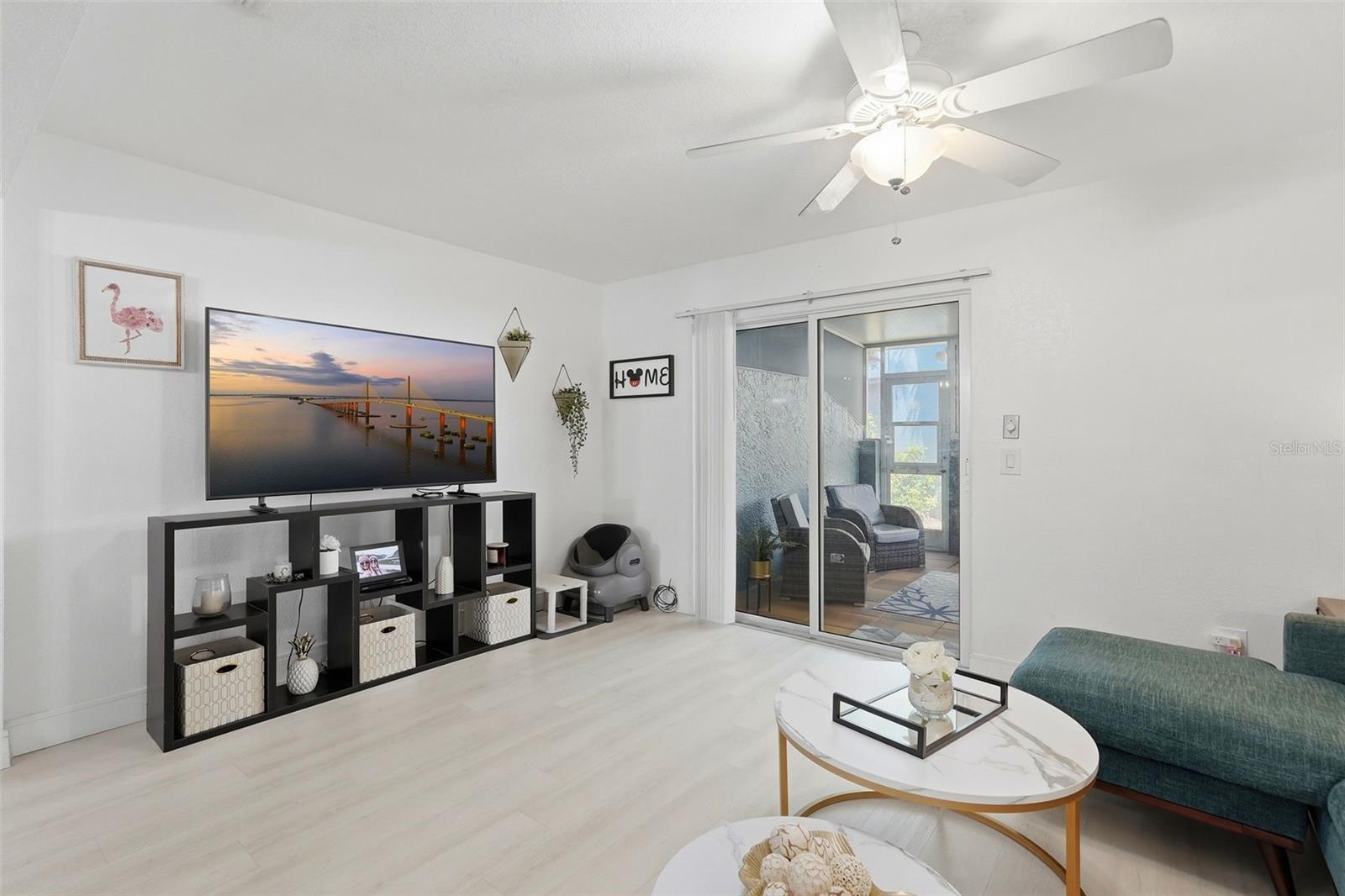 WINDWARD POINTE CONDO - Residential