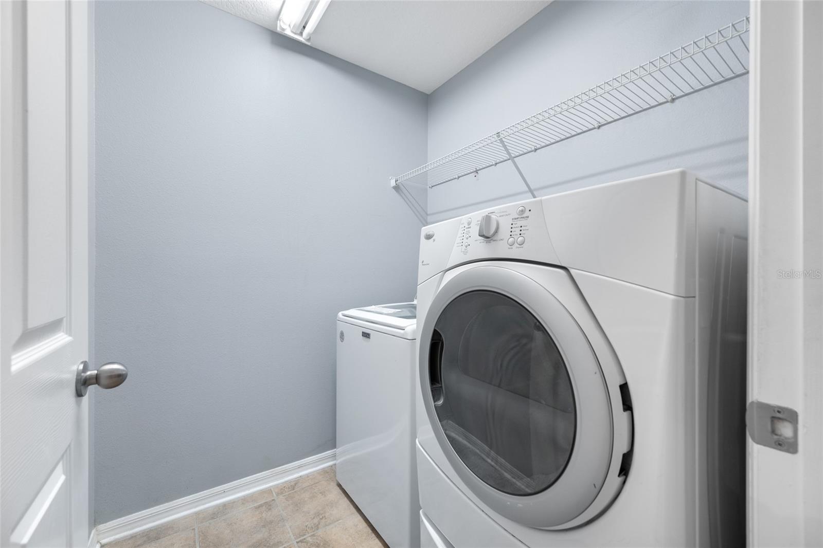 SOUTH HAMPTON - Residential