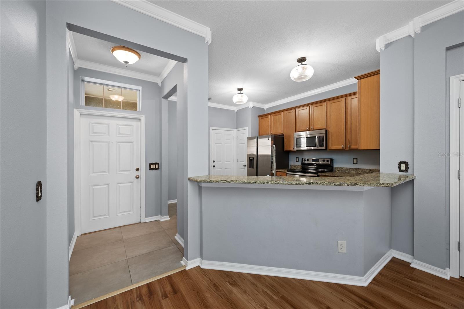 SOUTH HAMPTON - Residential