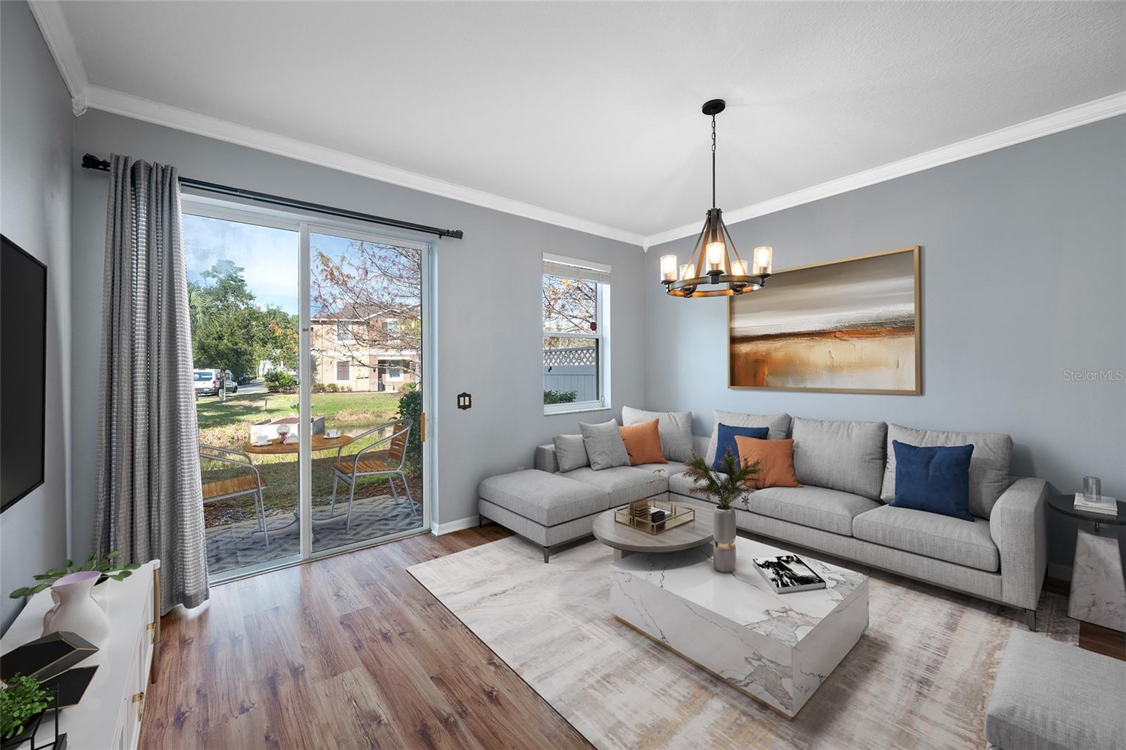 SOUTH HAMPTON - Residential