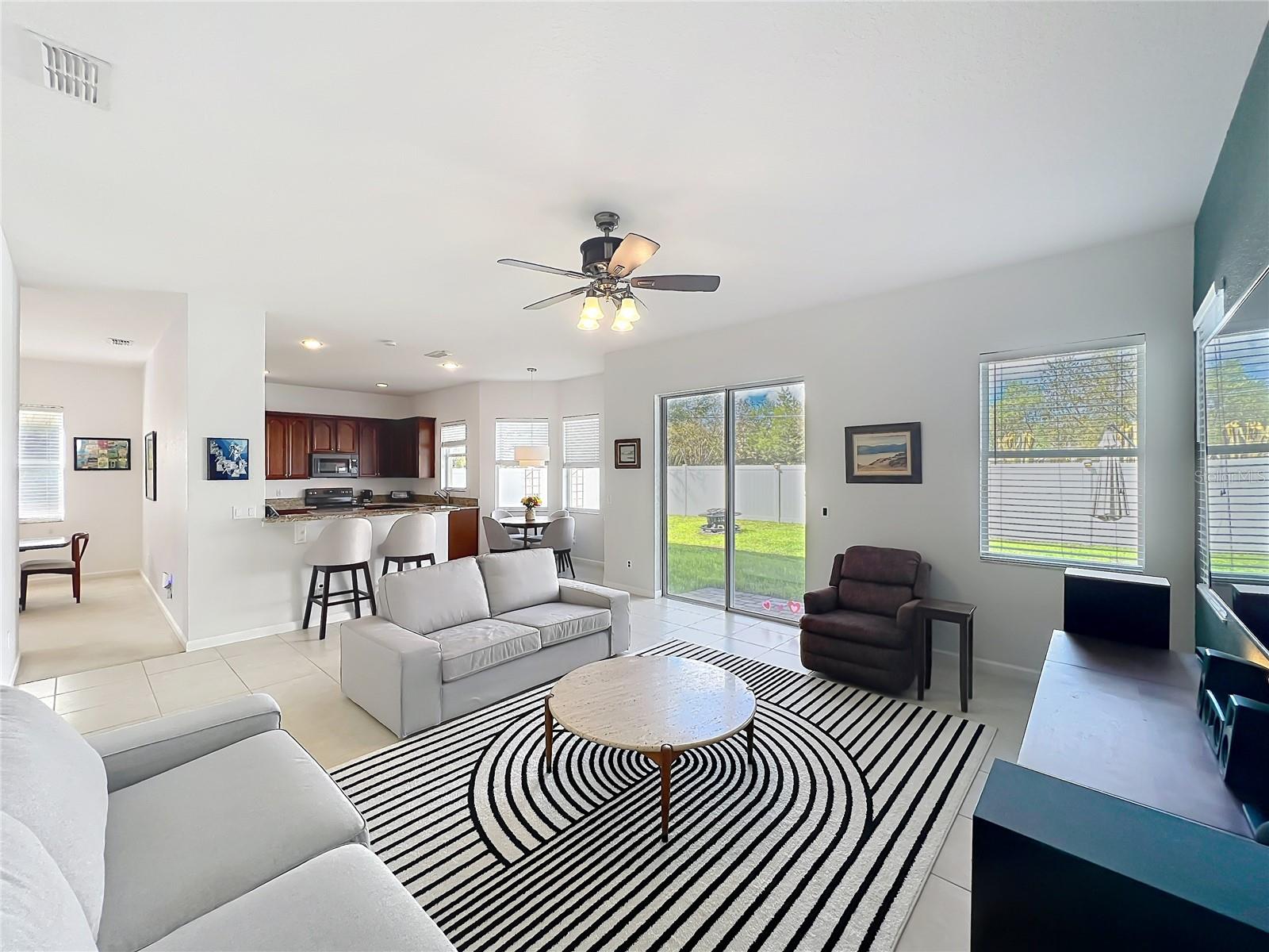 PRESTON SQUARE - Residential