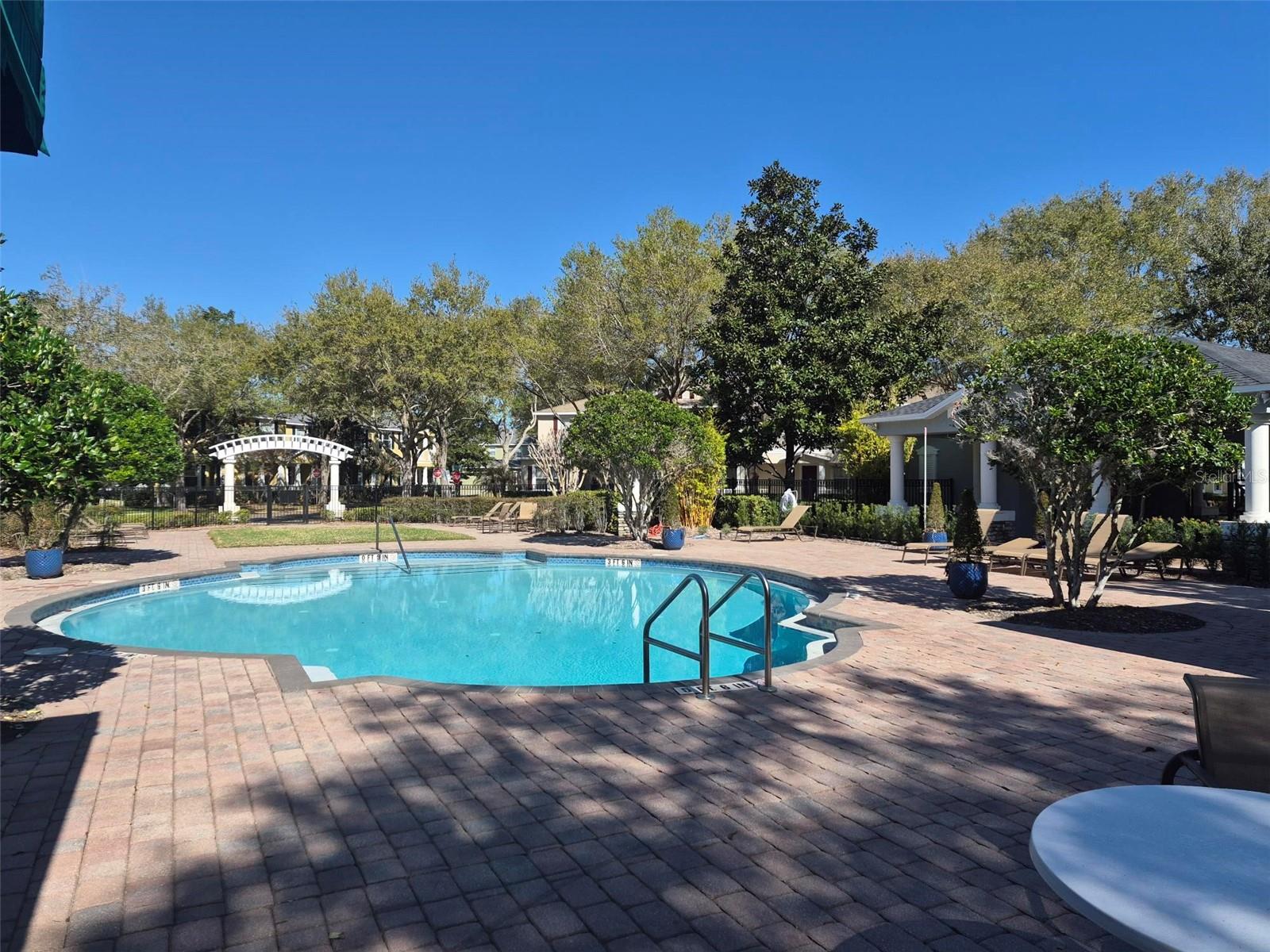 PRESTON SQUARE - Residential