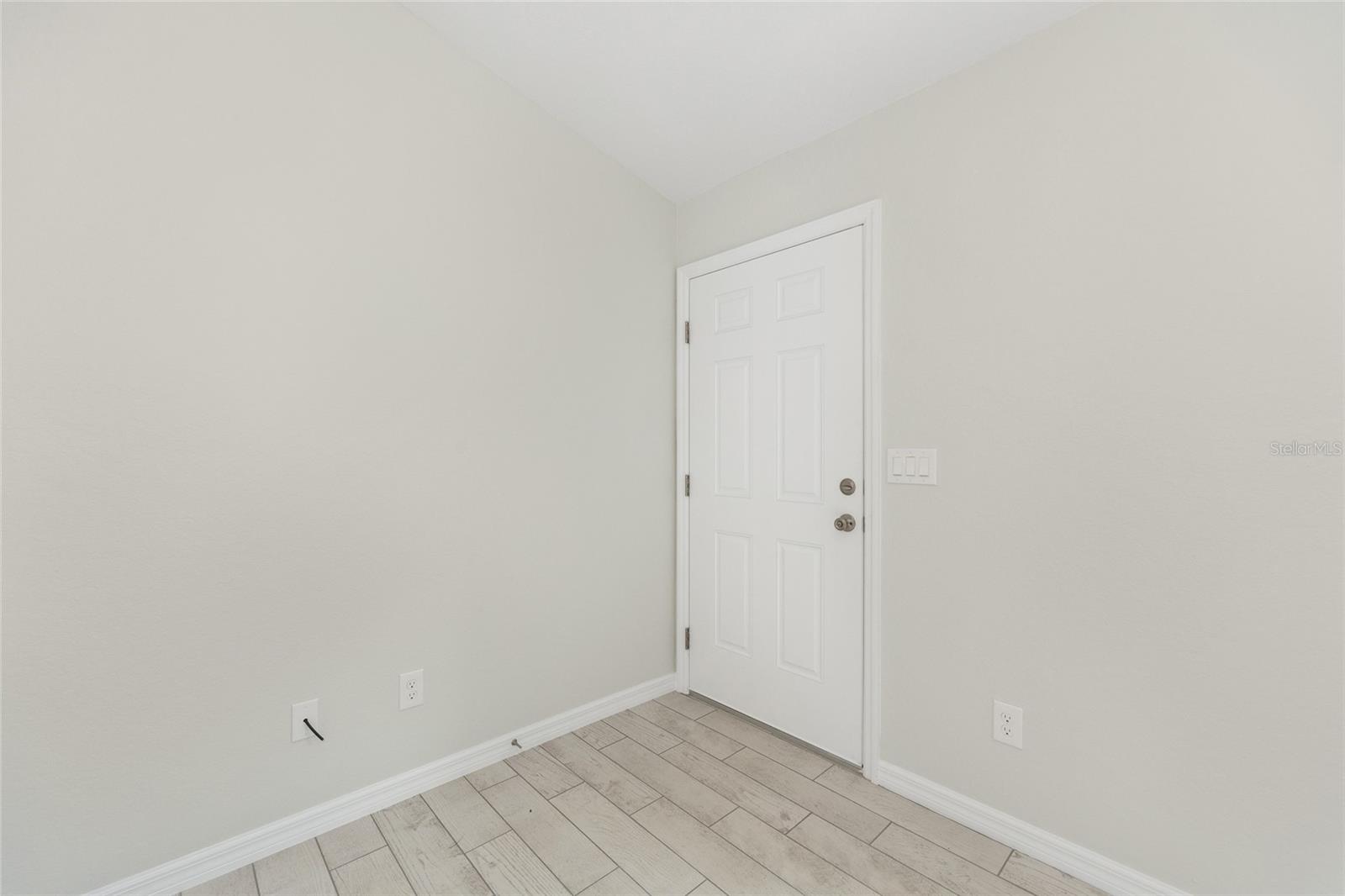SILVER SPGS SHORES UN 18 - Residential