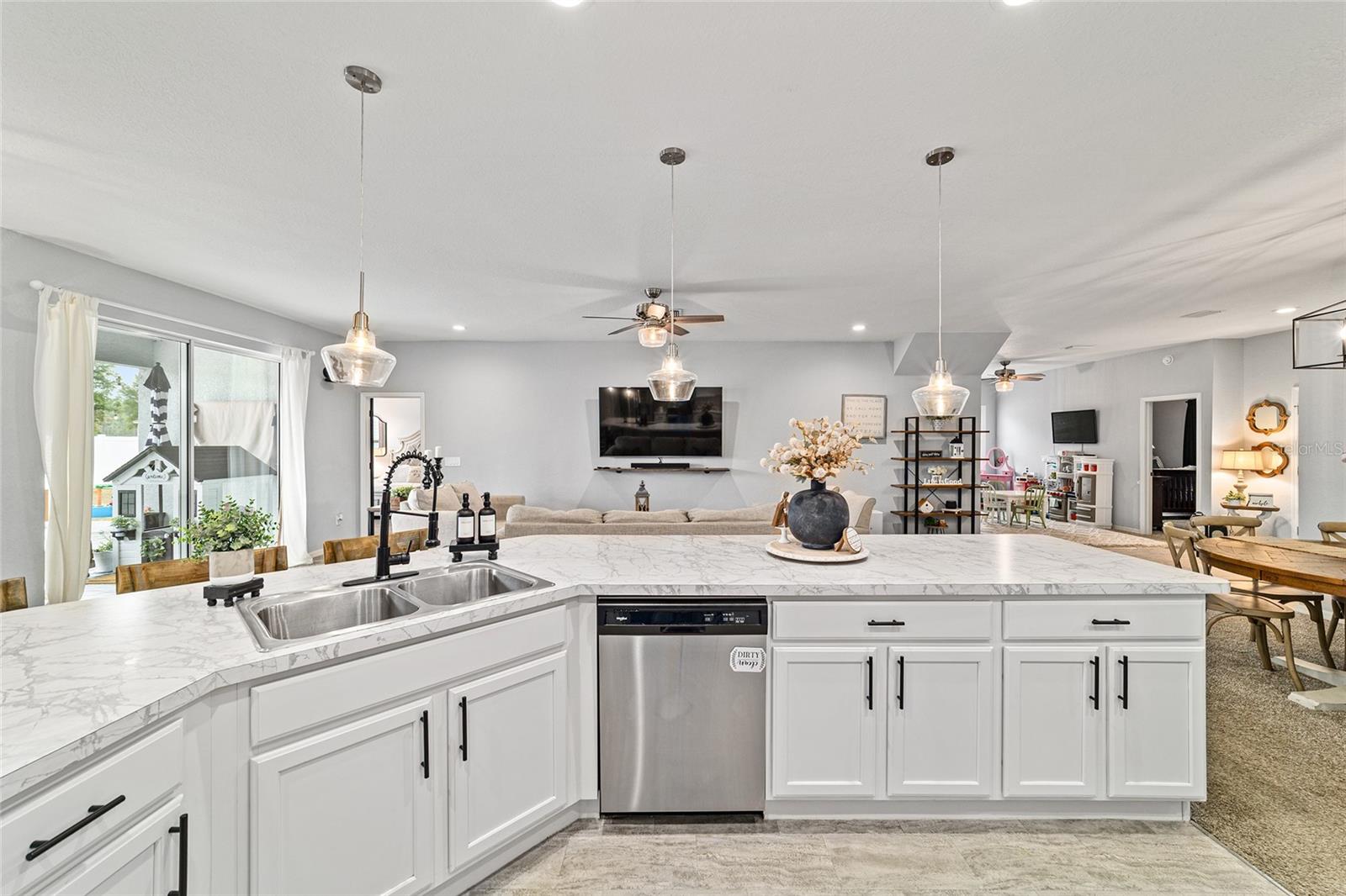 KINGSLAND COUNTRY ESTATES - Residential