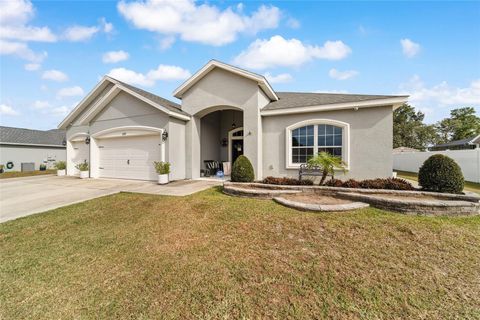 Photo of 11769 SW 60th Court, Ocala, FL 34476 (MLS # OM715905)
