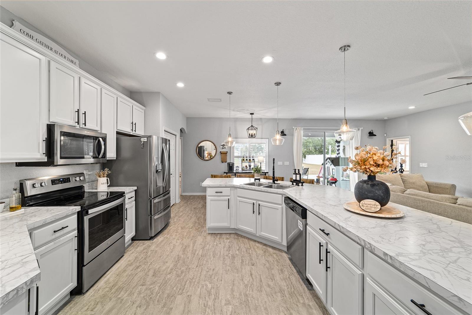 KINGSLAND COUNTRY ESTATES - Residential