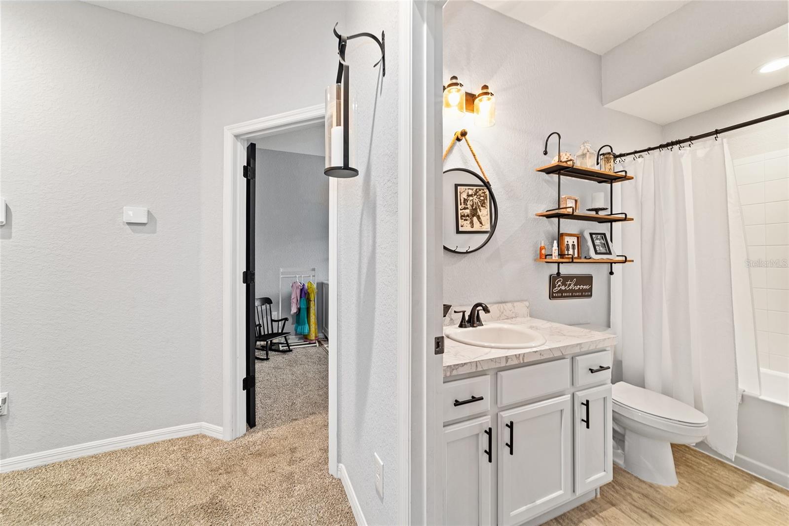 KINGSLAND COUNTRY ESTATES - Residential