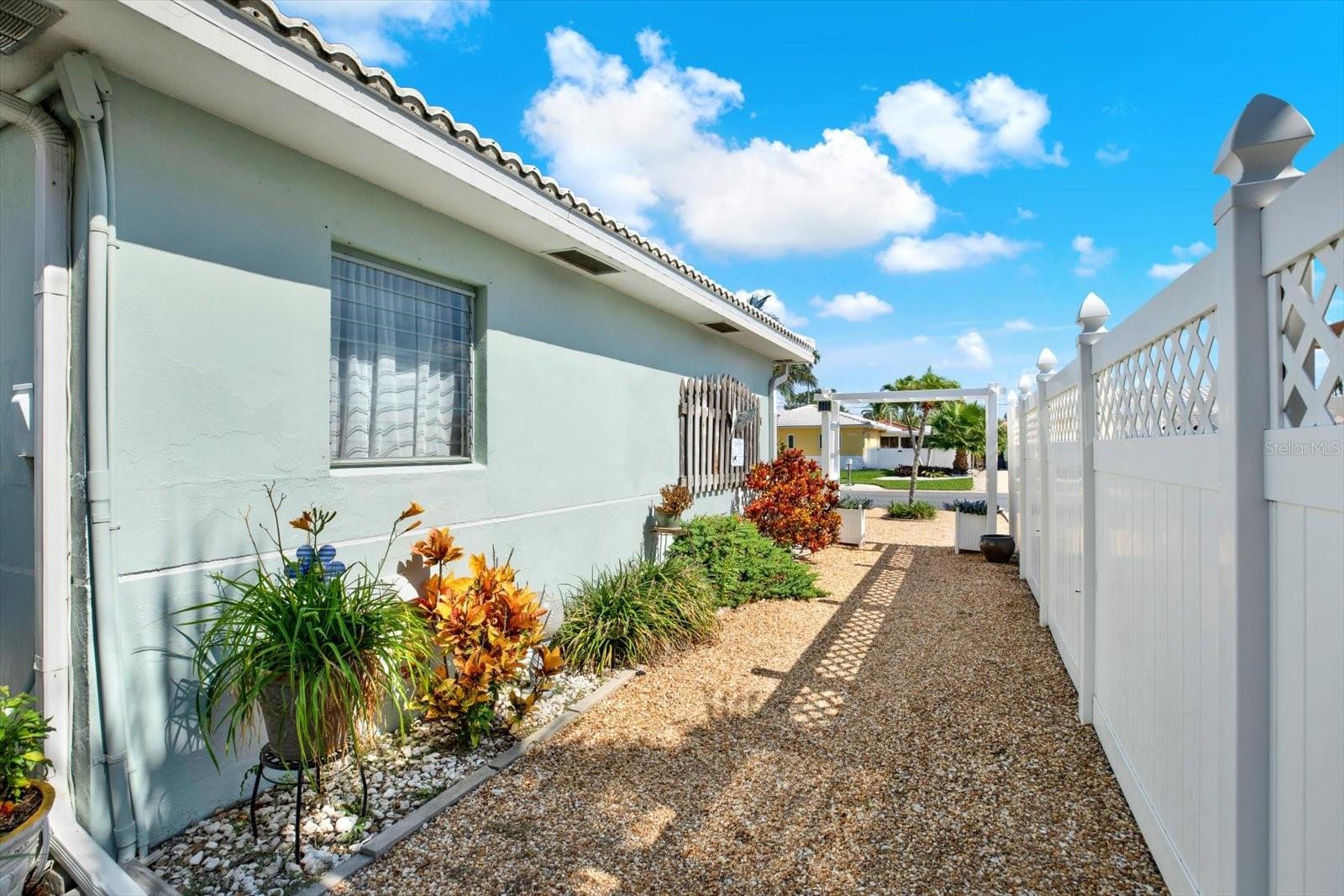 LIDO BEACH 1ST ADD - Residential